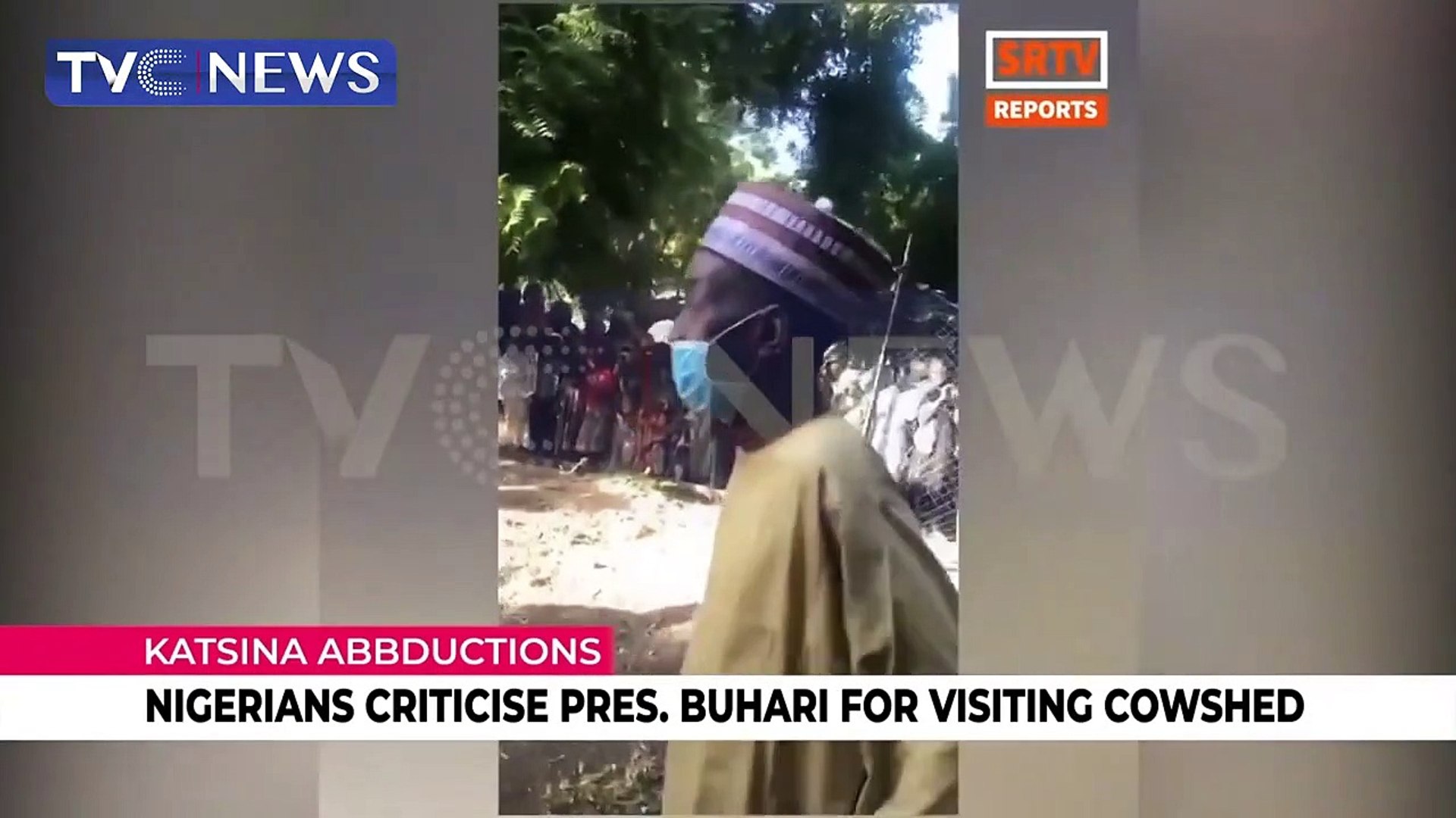 Nigerians-critise-President-Buhari-for-visiting-cowshed
