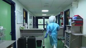Nurses-and-doctors-gear-up-for-intensive-care-unit-at-Rome-COVID-19-Hospital