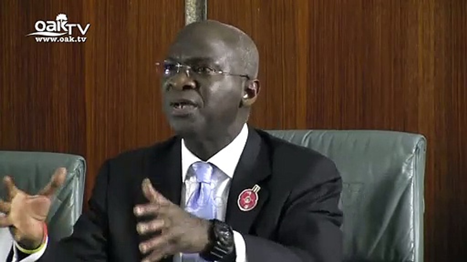 Our-roads-are-not-as-bad-as-portrayed-says-Fashola