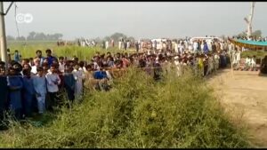 Pakistan-sentences-2-men-to-death-over-garment-factory-fire