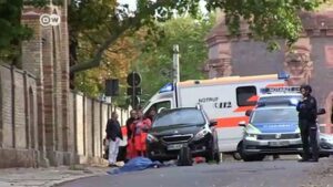 Police-investigate-anti-Semitism-links-in-Halle-shootings