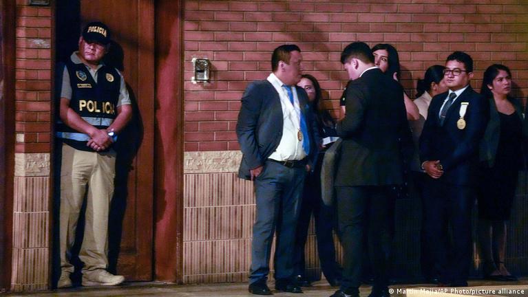 Police-raid-home-of-President-Boluarte