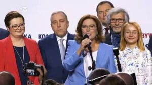 Polish-conservatives-win-vote-but-lose-Senate-majority
