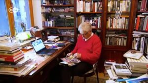 Polish-government-wants-to-curb-role-of-foreign-media