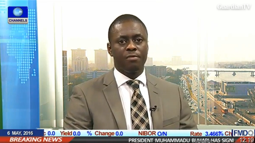 President-Buhari-signs-2016-budget-into-law