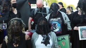 Protests-in-Minnesota-after-officer-accused-in-Floyd-killing-released-on-bail