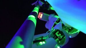 Robots-take-up-pole-dancing-at-French-night-club