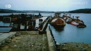 Russian-submarine-sailors-buried-in-St.-Petersburg