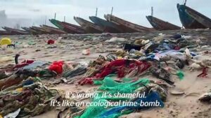 Senegalese-town-fights-losing-battle-against-trash