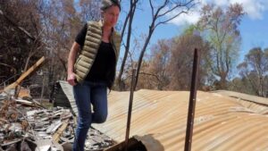Small-businesses-struggle-to-recover-from-Australian-fires