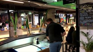 South-Africans-get-the-bug-Cape-Town-diner-serves-insect-only-meals