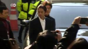 South-Korea-mourns-untimely-death-of-K-pop-star-Sulli