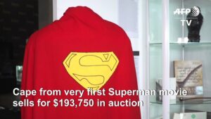 Supermans-cape-sells-for-nearly-200000-in-Hollywood-auction
