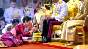 Thailands-palace-website-crashes-after-releasing-photos-of-Kings-consort
