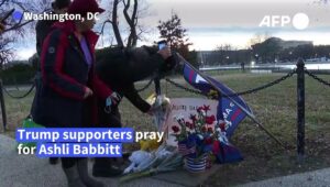 Trump-supporters-pay-their-respects-to-Ashli-Babbitt-fatally-shot-inside-Capitol