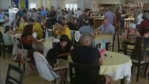 Tunisia-bans-niqab-in-government-offices