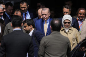 Turkish-opposition-expands-into-Erdogan-strongholds
