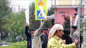 US-revokes-over-1000-China-student-visas-citing-security-concerns