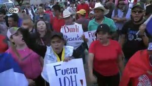 US-strikes-deal-with-Honduras-on-asylum-seekers