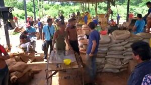 Venezuela-Assailants-storm-military-facility-steal-weapons