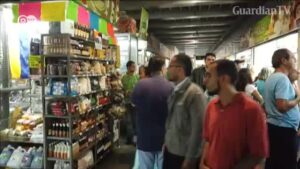 Venezuelans-left-stranded-at-Ecuadors-border-as-visa-rule-comes-into-effect