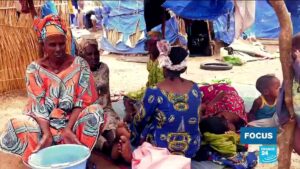 The-threat-of-Covid-19-looms-large-in-Malis-camps-for-the-internally-displaced