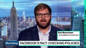 Warren-Takes-on-Facebooks-Political-Ads