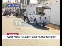 Women-protest-takeover-of-Sarakis-political-meeting-spot-Ile-Arugbo