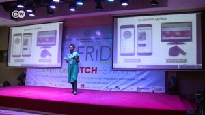 Young-entrepreneurs-get-a-chance-in-Bamakos-Tech-Friday