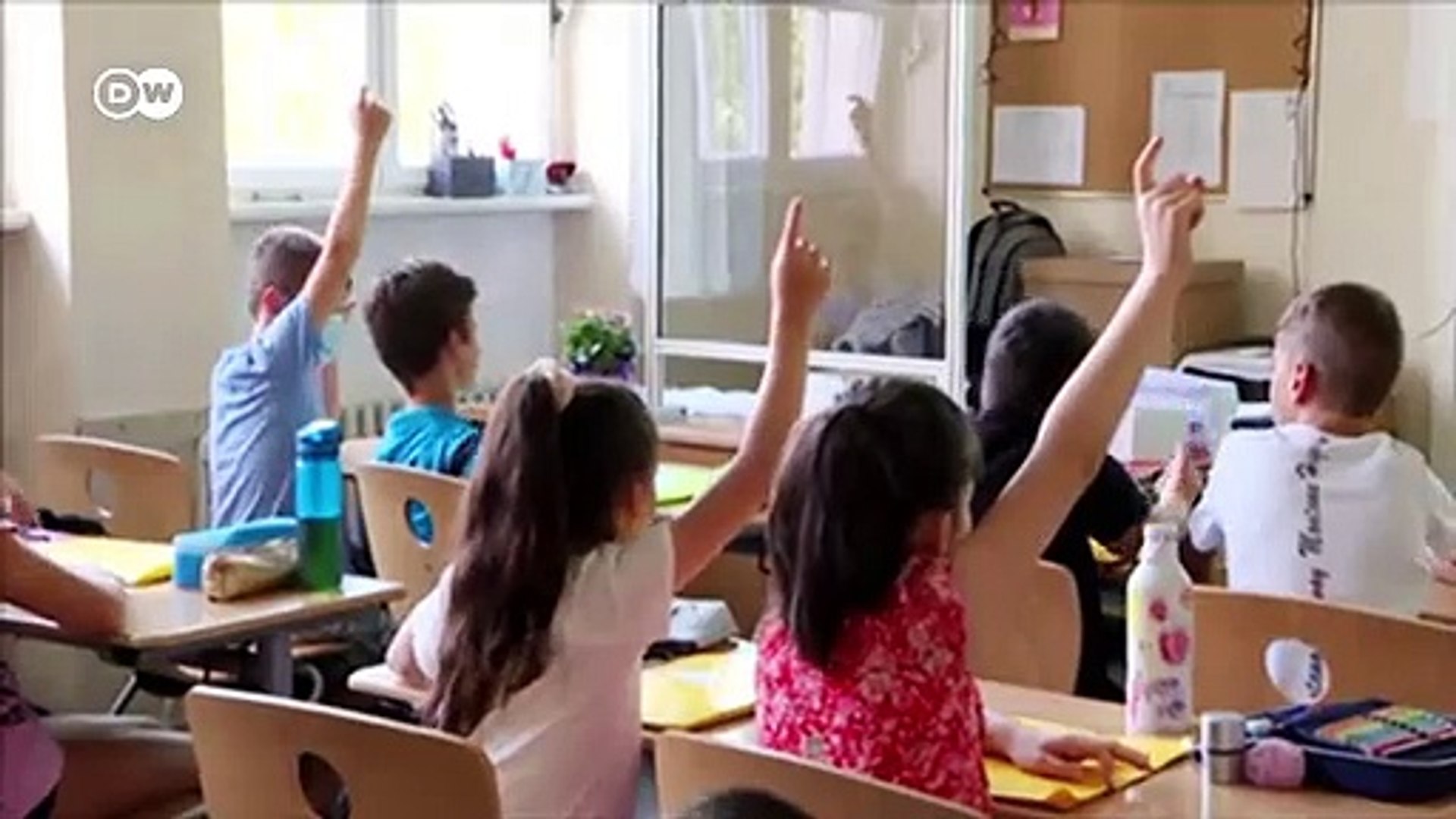 Zoom-outage-disrupts-US-schools-as-students-start-online-classes