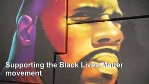 Artists-create-graffiti-mural-to-black-power-in-Dakar