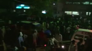 Suicide blast in Pakistan kills at least 65