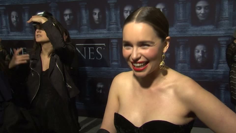 Jon Snow a no-show at “Game of Thrones” premiere