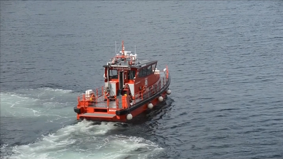 Helicopter with 13 aboard crashes off Norway