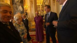 Cameron to Queen: U.K about to greet some “fantastically corrupt” countries