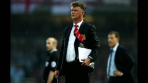 West Ham sink Man United in farewell thriller
