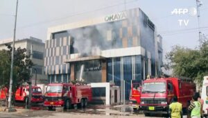 Major-rescue-operation-as-Delhi-hit-by-new-blaze