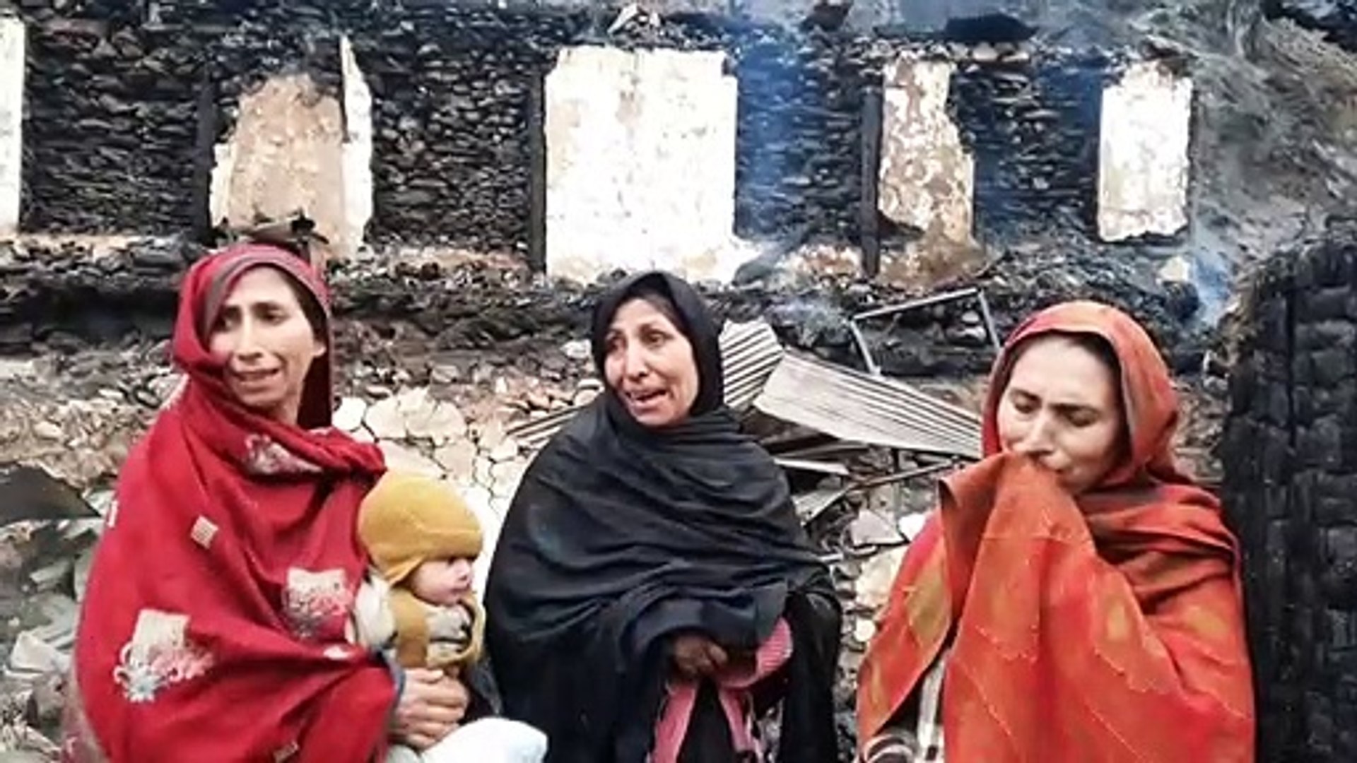 Pakistani-village-in-disputed-Kashmir-devastated-by-shelling