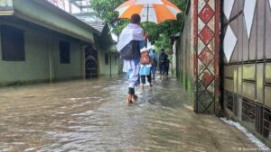Massive floods affect millions in Bangladesh, India