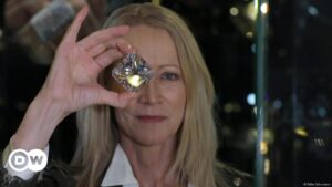 Why diamonds are such objects of desire – Arts Unveiled