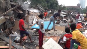 In Abidjan, thousands are evicted as homes are bulldozed without warning
