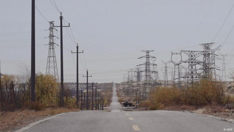 China’s contradictory energy policy