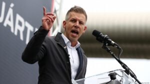 ‘Majority’ wants new Hungary, says opposition leader Peter Magyar