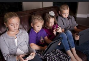 A digital-free summer: Challenging kids to turn off their screens