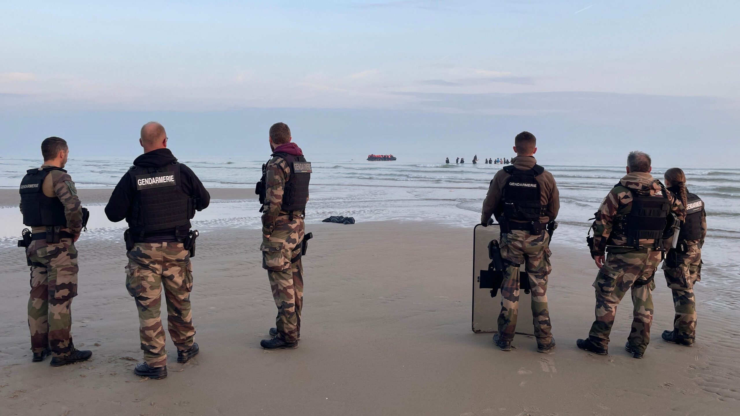 French police struggle to control rise in migrant crossings of English Channel