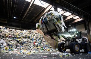 Oil producers resist as nations push for global plastics agreement