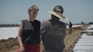 US immigration raids stoke fear among farm workers