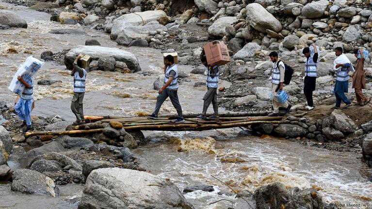 Pakistan: Help slow to arrive after deadly monsoon
