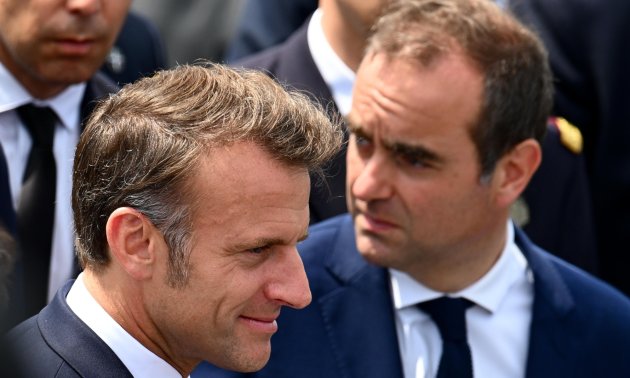 French political crisis: Papers on Macron, Lecornu and the ‘circus’ of ‘Incapables’