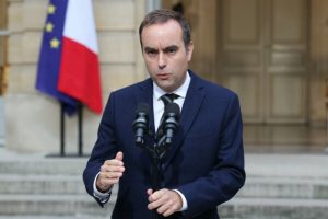 Will French ministers in short-lived Lecornu government receive three months’ salary?